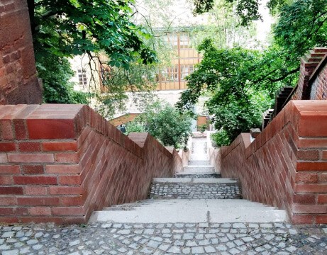 Sides of a staircase made from bricks